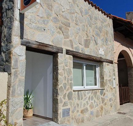 Almoharin Apartamento | Tres Torres Apartamento Turístico