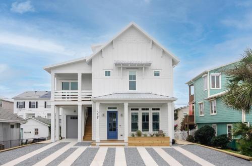Kure Beach Casa | TresSea by Bryant Real Estate