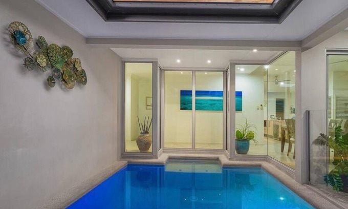 Trinity Park Villa | Tropical Villa Hideaway