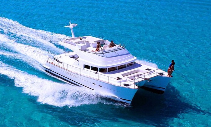 Placencia Alquiler De Eote | Voyager Family Vacation - Luxury Liveaboard Catamaran