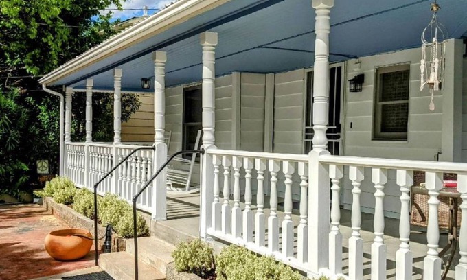 Bisbee Casa | Turn-of-the-Century Gem! The Painted Lady.