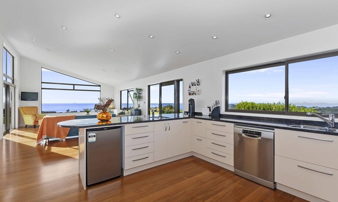 Tutukaka Casa | TUTUKAKA VISTA - TUTUKAKA HOLIDAY HOME, family friendly in Tutukaka