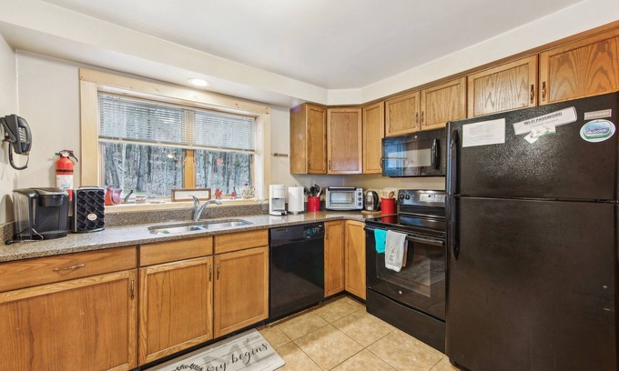 North Creek Casa | Twister 68i - Mountain Retreat With Stunning Views 3 Bedroom Townhouse by The Summit at Gore Mountain