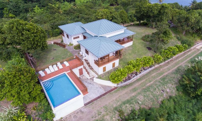Crochu Hotel | Two Bays Beach Villa, Apartment, and Studios