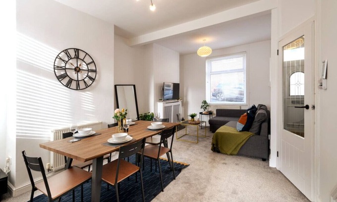 Barry Casa | Two-Bedroom Townhouse