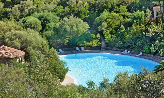 Capo d'Orso Apartamento | Apartamento de dos habitaciones con vistas al mar Complejo Il Mirto Delphina en Palau