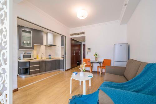 Wantiguan Apartamento | Tyms Stylish 1BR APT Xujiahui Jiahui International