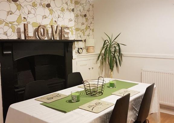 Grangetown Casa | Tynant House- Modern 3 bed house- City centre and FREE parking