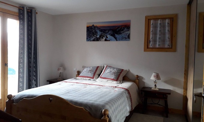 Hauteluce Chalet De Esquí | Chalet típico de Saboya con vista al Mont Blanc