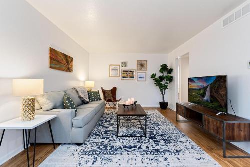 University Acres Apartamento | Ultimate Chill Zone, BBQ, Bikes, Pet Friendly!