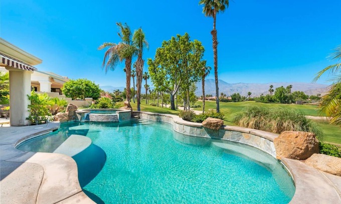 La Quinta Villa | Ultimate West facing PGA West Home with Heated Salt Water Pool!!