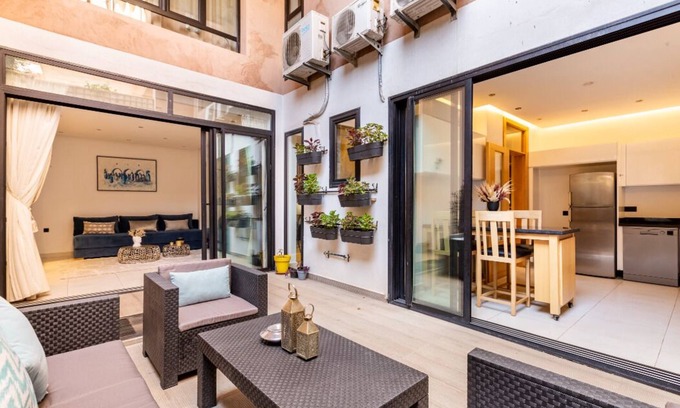 Semlalia Apartamento | Un Loft Duplex Familial en Plein Coeur du Quartier Chic de Gueliz Avec Piscine !