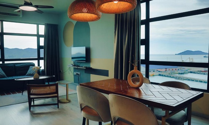 Pusat Bandar Apartamento | Unique Seaview Corner Unit, JQ CityCenter, Netflix