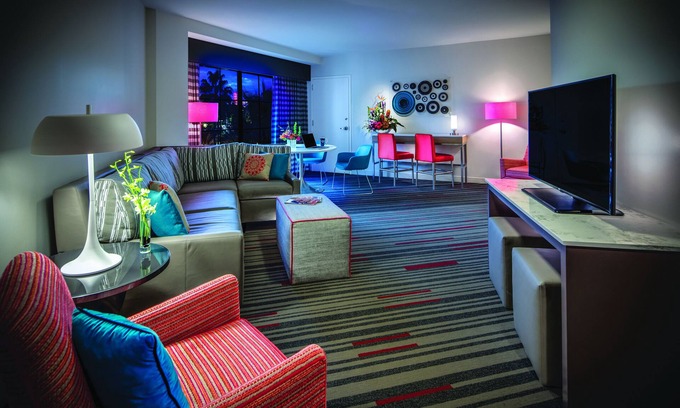 Florida Center Hotel | Universal's Hard Rock Hotel