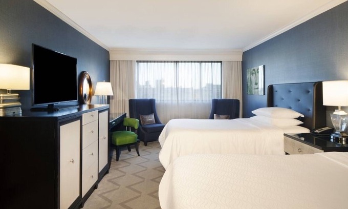 West End Hotel | Unwind in Style and Comfort! 3 Relaxing Units at Melrose Georgetown Hotel