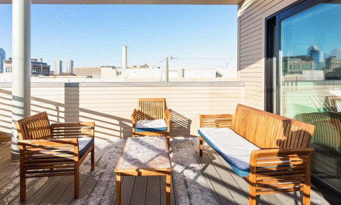 Downtown Indianapolis Condominio | Upscale 3BR Penthouse by CozySuites