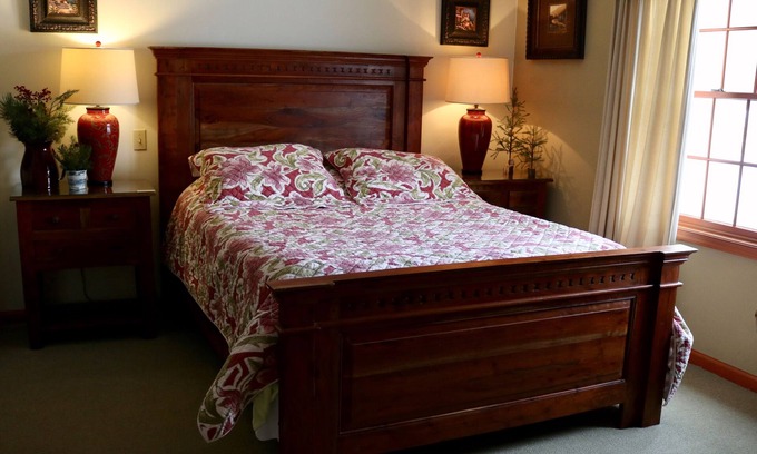 Waymart Condominio | Refugio exclusivo pero rústico en los Poconos!