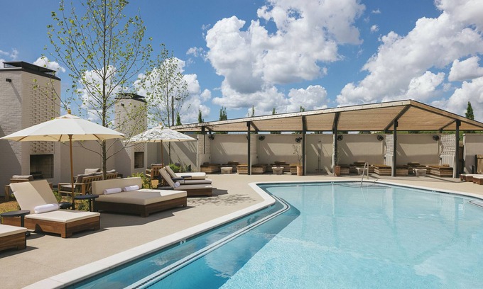 East Bank Hotel | Urban Escape with Vibrant Lounge, Pool – Near Downtown Hotspots