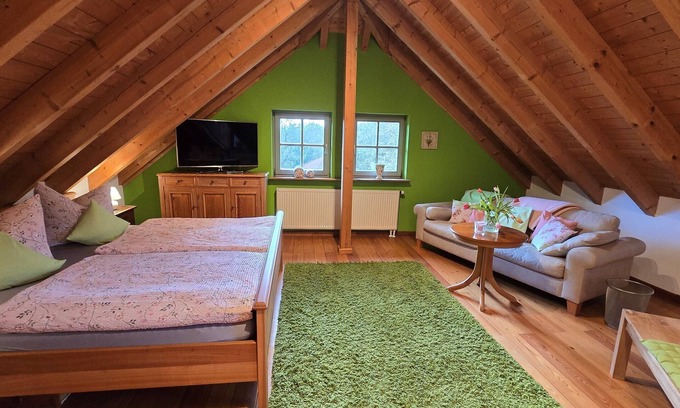 Erlabrunn Apartamento | Vacation apartment "Die Reblaus" 60sqm with 1 bedroom for 2 persons