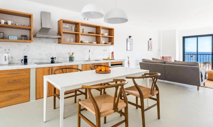 Poris de Abona Casa | Casa de diseño, azotea y gimnasio, con vistas al mar, Wi-Fi y terraza