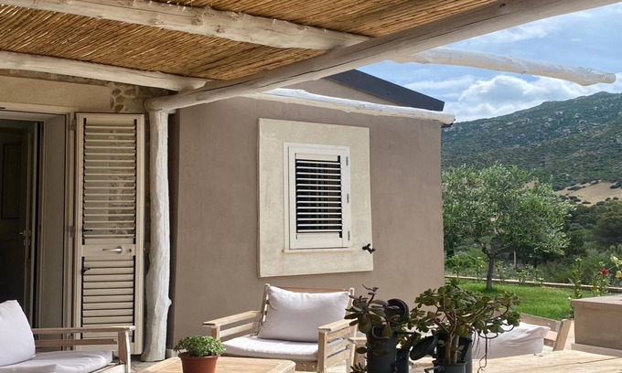 Villaggio delle Mimose Casa | Vacation Home "Domu Tostoina 2" with Mountain View, Private Terrace & Wi-Fi