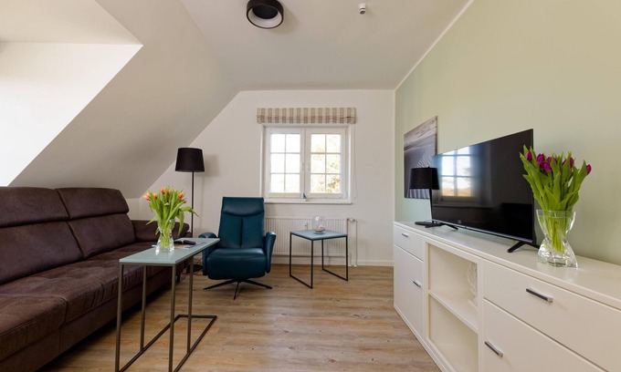 Nebel Apartamento | Vacation with dog / Upper floor apartment with terrace, for up to 3 people