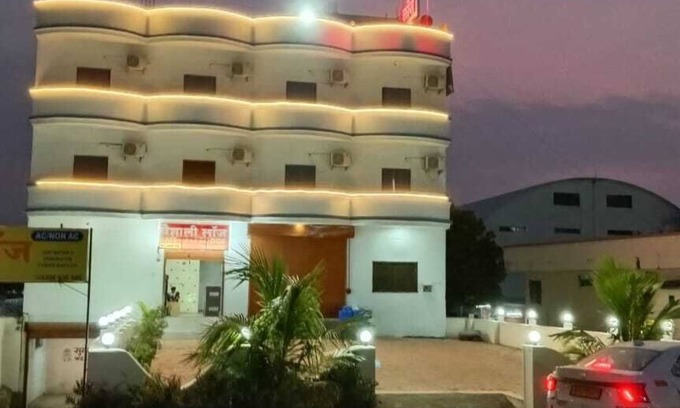 Wadki Hotel | Vaishali Lodge