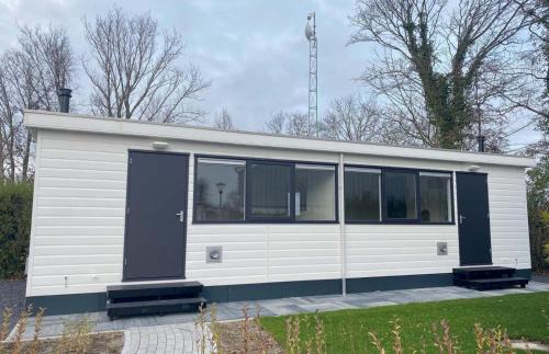Scherpenisse Chalet De Esquí | Vakantiepark de Zeeuwse Parel - Hotelkamer