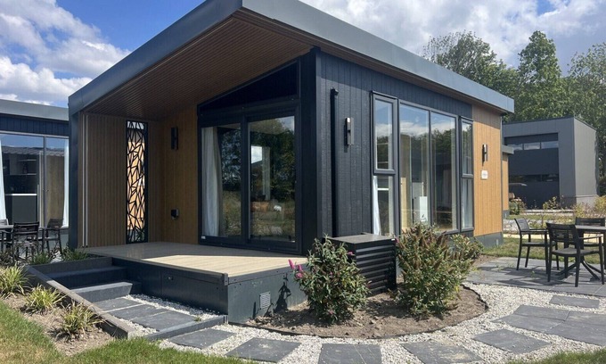 Scherpenisse Chalet De Esquí | Vakantiepark de Zeeuwse Parel - Hotel Chalet