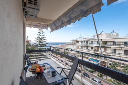 Voula Apartamento | Valeria's Sea View Apartment