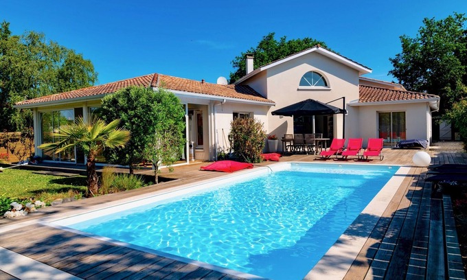 Le Porge Casa | Very comfortable villa with heated pool between ocean, bay and lake