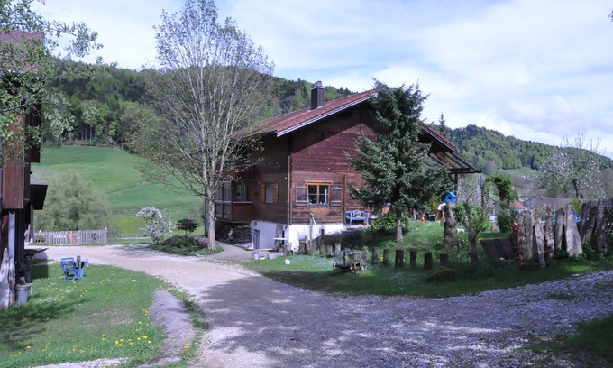 Baretswil Apartamento | muy agradable apartamento de 2 -1 / 2 habitaciones en la granja en la hermosa naturaleza