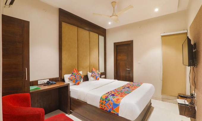 Allahabad Hotel | Via Stay Inn I