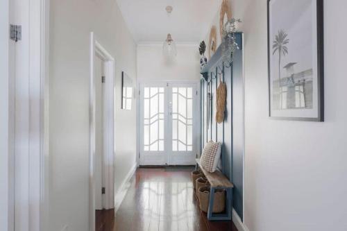 Burnie Casa | View Point: Ocean Views & Near CBD