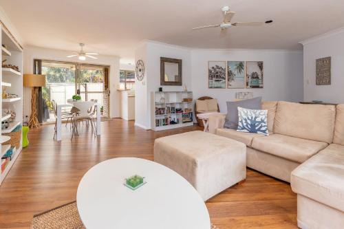 Tuncurry Villa | Villa 1 44 Mirage Drive