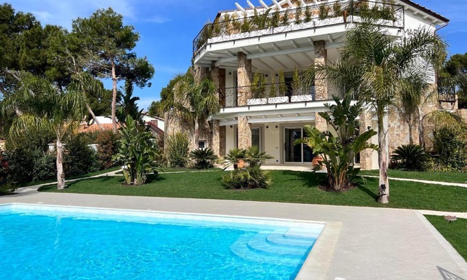 Porto Pino Apartamento | Villa Aquamarina Pintadera Blu