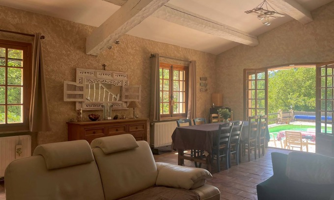 Bargemon Casa | Villa Bargemon with swimming pool in a green setting