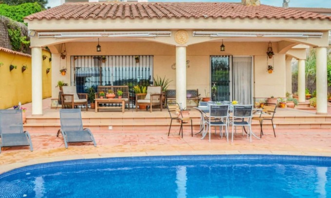 Lloret Blau Villa | VILLA BRAVA 9 PERSONS LLORET DE MAR