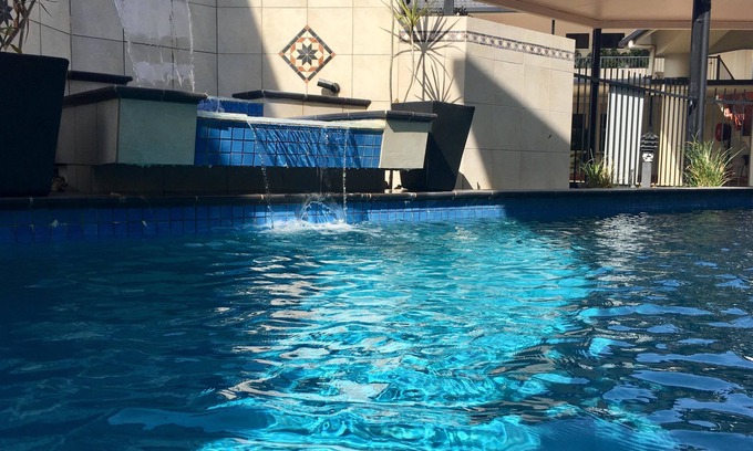 Rockhampton Hotel | Villa Capri Motel