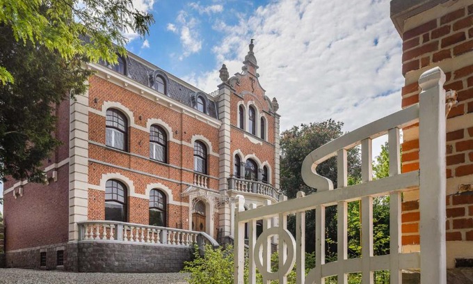 Borgloon Hotel | Villa Copis