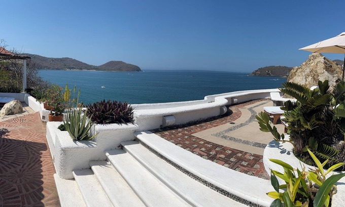 Ixtapa - Zihuatanejo Cama Y Desayuno | Villa de la Roca