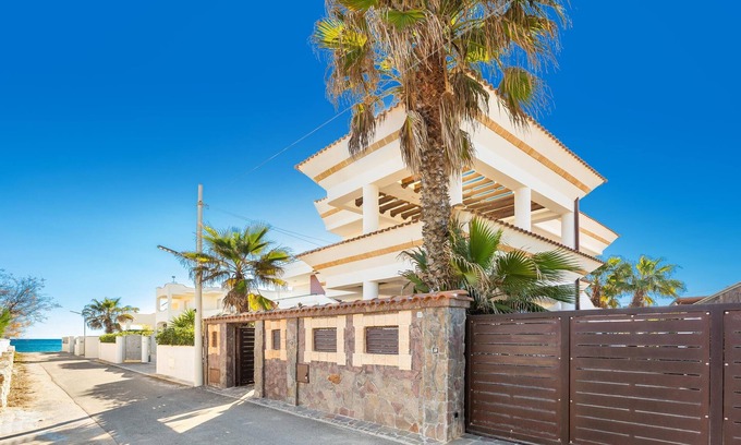 Campomarino di Maruggio Apartamento | Villa Eden - Primo Piano By BarbarHouse