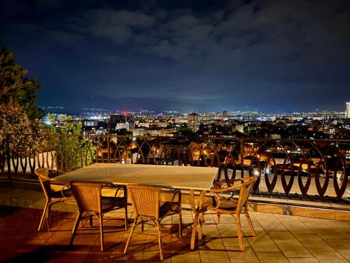 Kisela Voda Apartamento | Villa Eleni Apartments Skopje
