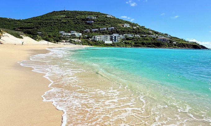 Indigo Bay Apartamento | Villa España. Precioso apartamento con vistas a una playa espectacular