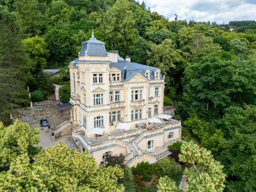 Karlovy Vary Hotel | Villa Julius a Emma - Luxury Boutique Retreat