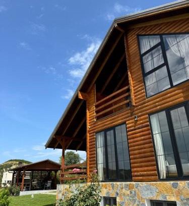 Tirana Chalet De Esquí | Villa Kei