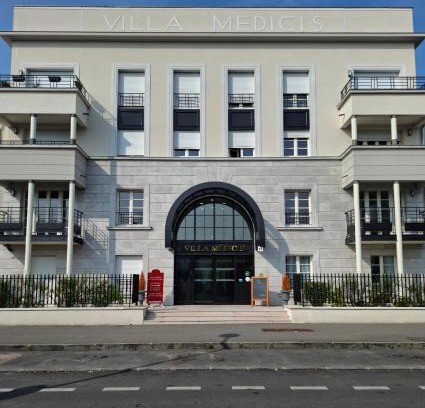 Saint-Cyr-l'Ecole Apartamento | Villa Médicis Versailles Saint-Cyr-l'Ecole