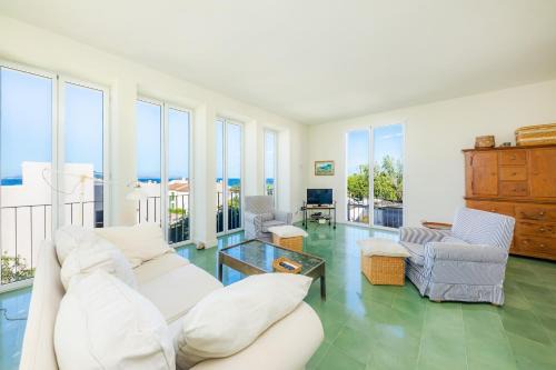 Urbanizacion Mont Ferrutx Casa | Villa Mercedes