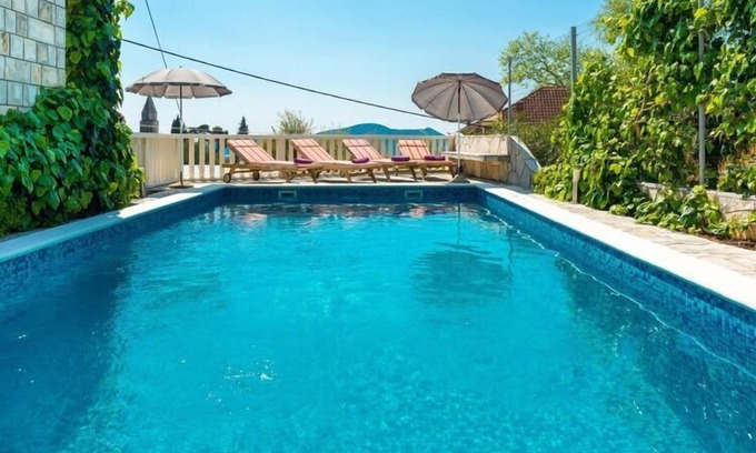 Trsteno Villa | Villa Mia -Three-Bedroom Villa with Swimming Pool