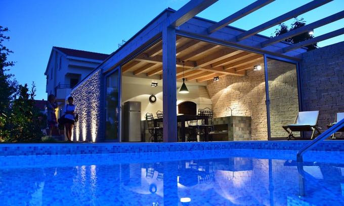 Sukosan Apartamento | Villa Mirakul